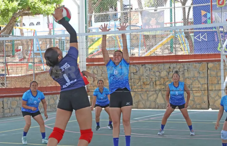 Adlers Juvenil, con triple jornada