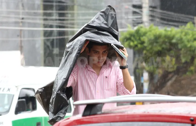 Alertan por precipitaciones fuertes en la entidad