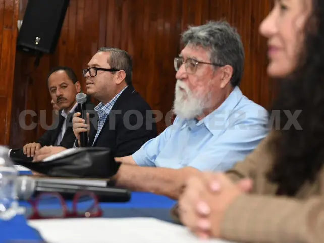 Dicta Andrés Fábregas Puig conferencia magistral