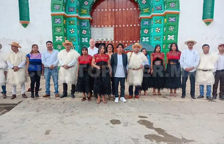Embajada de Cuba visita Chamula