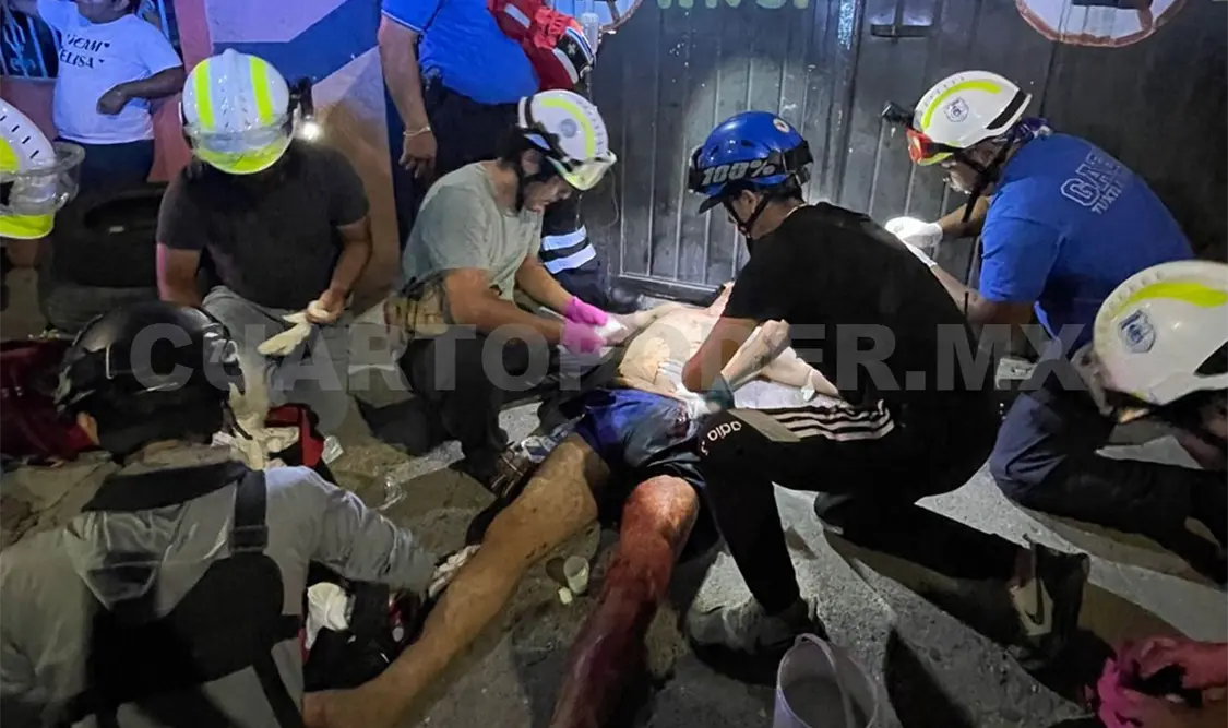 Fue trasladado de urgencia a un hospital, debido a que su estado de salud era crítico. Ulises Villalobos / CP