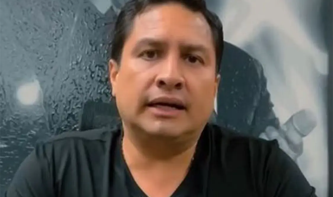 Por segunda ocasión revocan visa de trabajo a Julión Álvarez. Cortesía