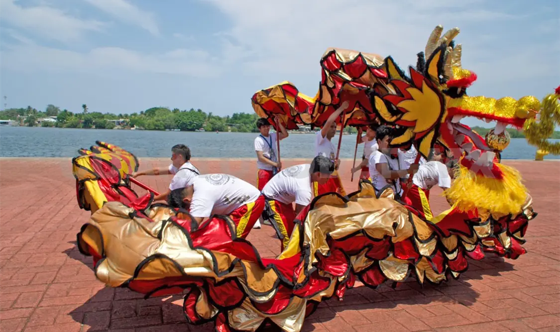 Las actividades culturales no pararon, pese a que el Island Princes no pudo ingresar por el clima. Víctor Sánchez / CP
