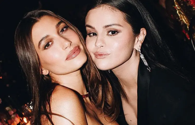 Selena se solidariza con Hailey Bieber