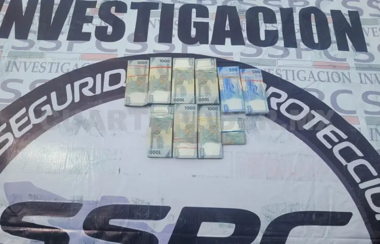 Aseguran más de medio millón de pesos