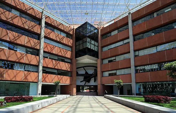 Niegan amparo a estudiante de la UAM