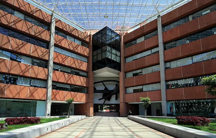 Niegan amparo a estudiante de la UAM 