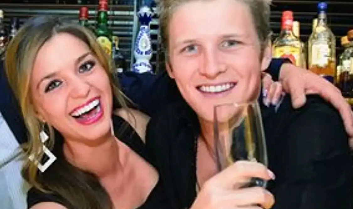 ¿Qué causó el divorcio de Alexander Acha?