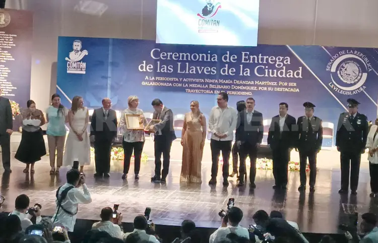 Entregan llaves de Comitán a Ninfa María Deándar
