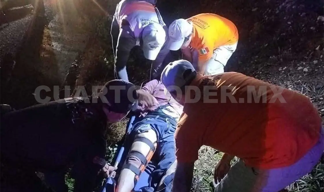 En ambos sucesos se presentó Protección Civil para brindar el auxilio. Manuel Martínez / CP