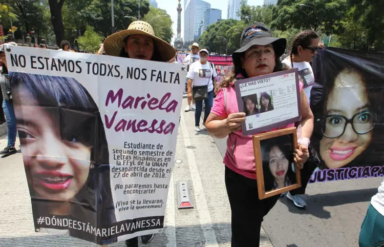 Asesinan a seis mujeres al día