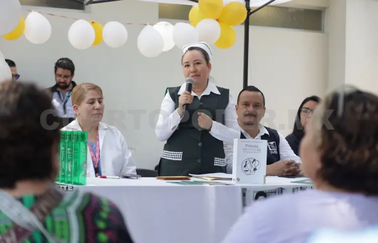 Conmemoran natalicio de Rosario Castellanos