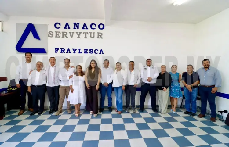 Valeria Rosales encabeza mesa de trabajo con empresarios de la CANACO SERVyTUR Fraylesca