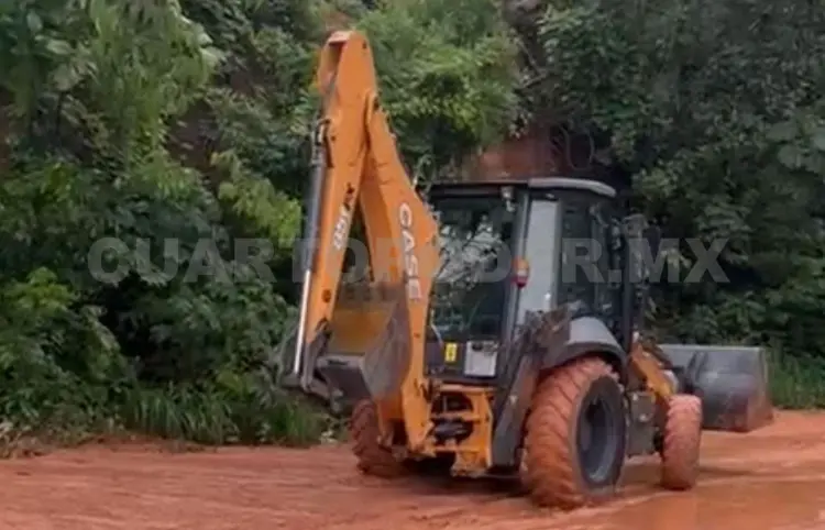 Lluvias provocan deslave en la Costera