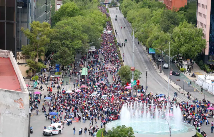 Presentan a la CNTE mejoras a pensiones