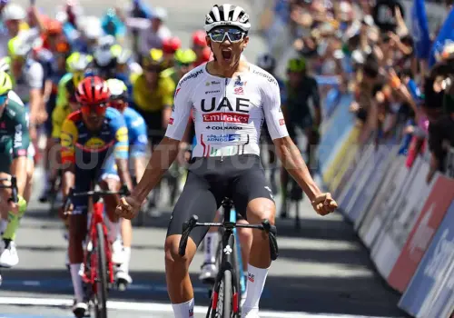 Mexicano lidera el Giro de Italia