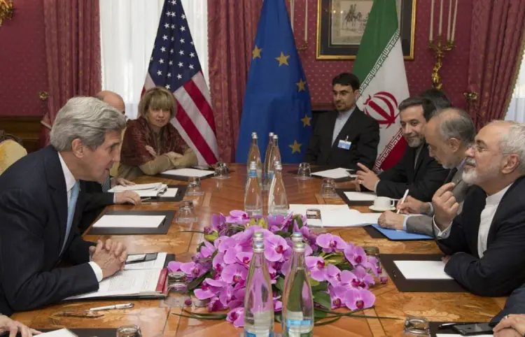 Irán niega firma de acuerdo nuclear inminente con EUA