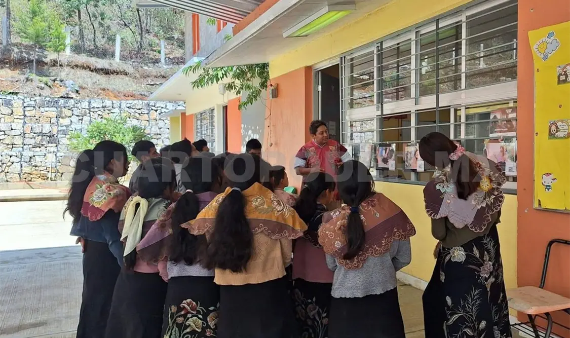 La muestra se exhibió en la escuela Telesecundaria de la localidad de Elambo Alto, en Zinacantán. Manuel Martínez / CP