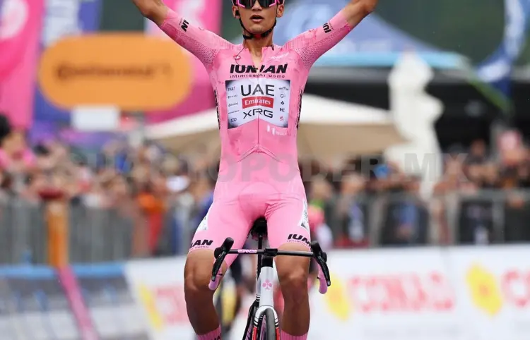 Isaac del Toro mantiene la “maglia rosa”