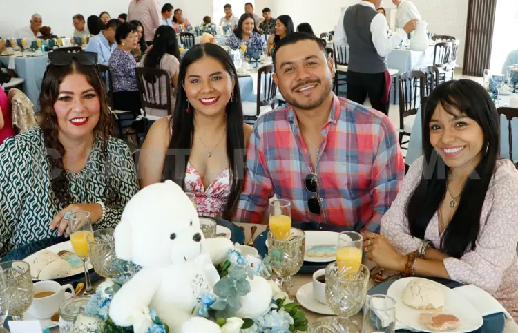Damián fue bautizado