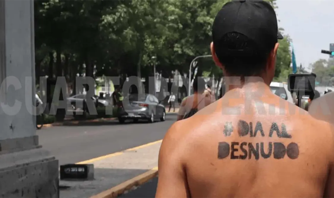 Marcha nudista en CDMX busca visibilizar el nudismo y romper tabúes sociales