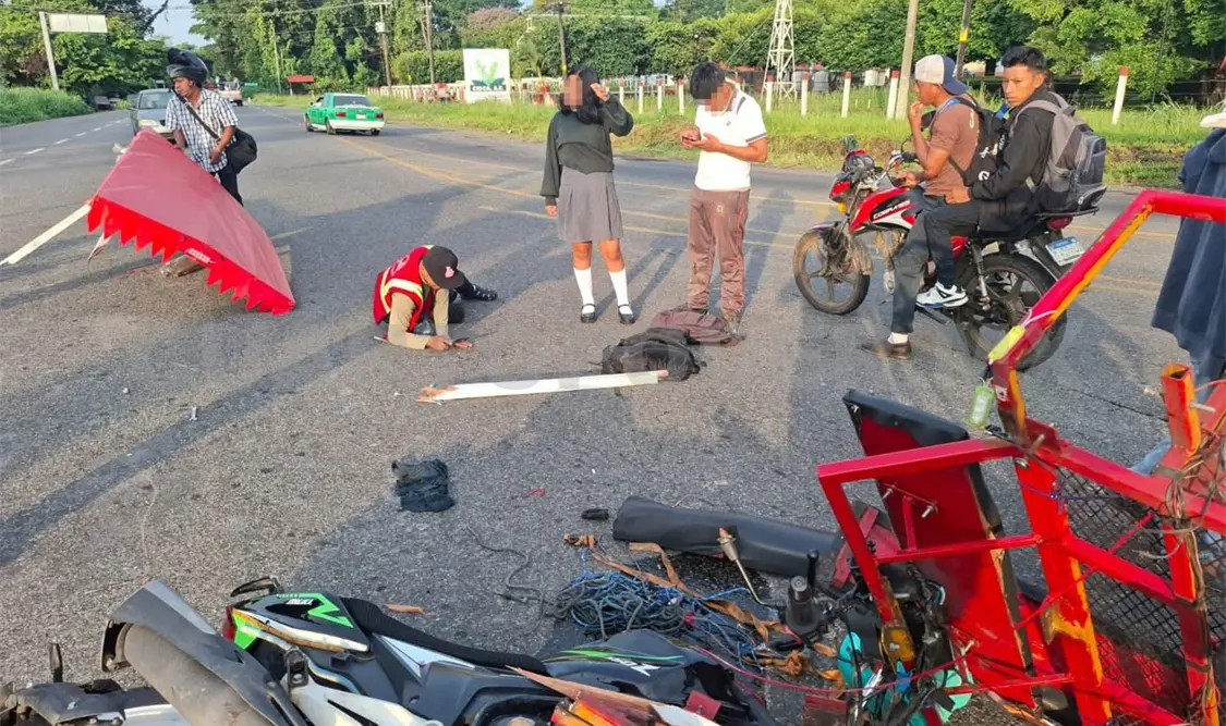 Se registró un accidente vial en el crucero a Talismán, donde un mototriciclo fue impactado por un colectivo. Víctor Sánchez / CP