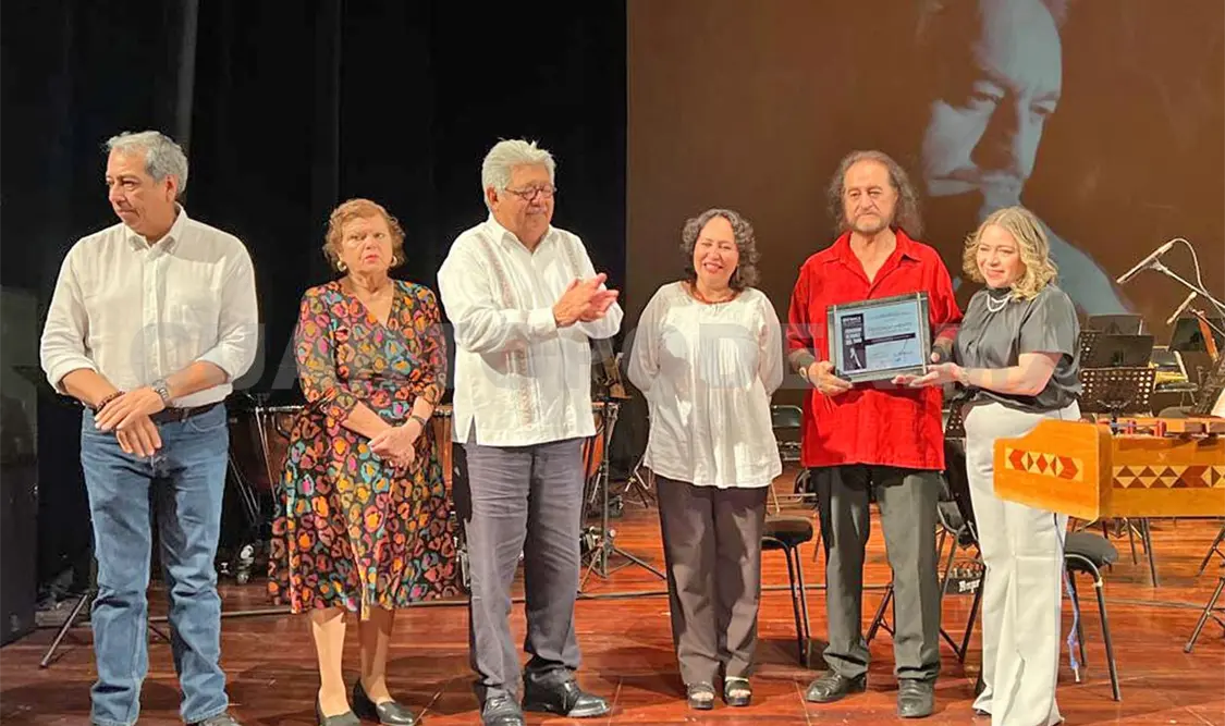 El recinto prácticamente estuvo abarrotado por amantes de la música. CP