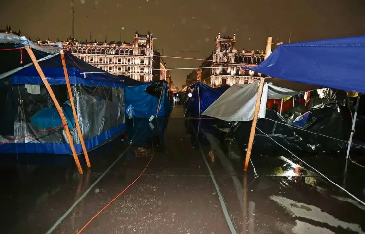 CNTE mantendrá plantón en el Zócalo