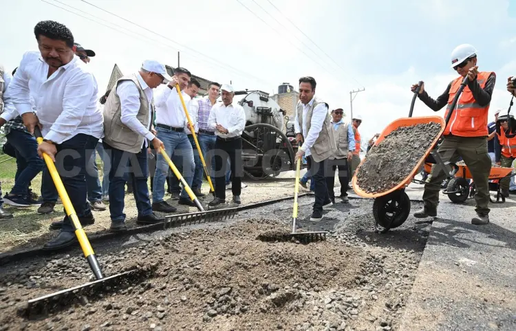 Eduardo Ramírez inicia bacheo estatal