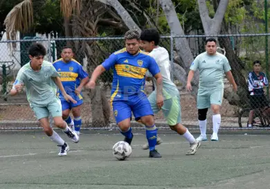 Parabrisas FC mostró toda su artillería