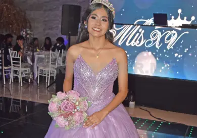 Los XV años de María José