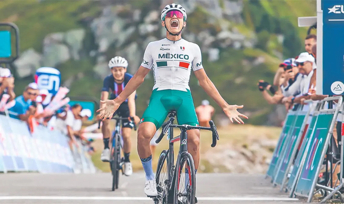 El deportista mexicano regresó de inmediato a la actividad y ganó una competencia efectuada en Italia. Agencias