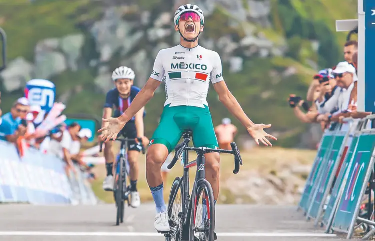 Isaac gana la carrera del Cycling Stars Criterium
