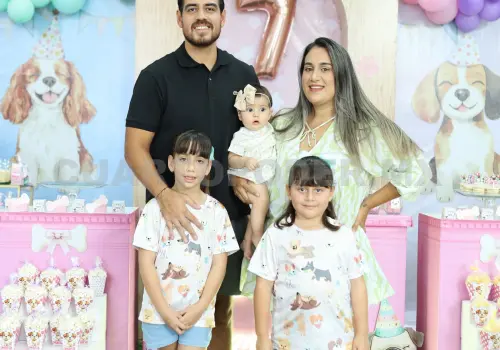 ¡Muchas felicidades, María!
