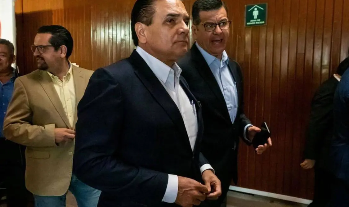 El político michoacano está acusado de los delitos de peculado, administración fraudulenta, entre otros. Cortesía