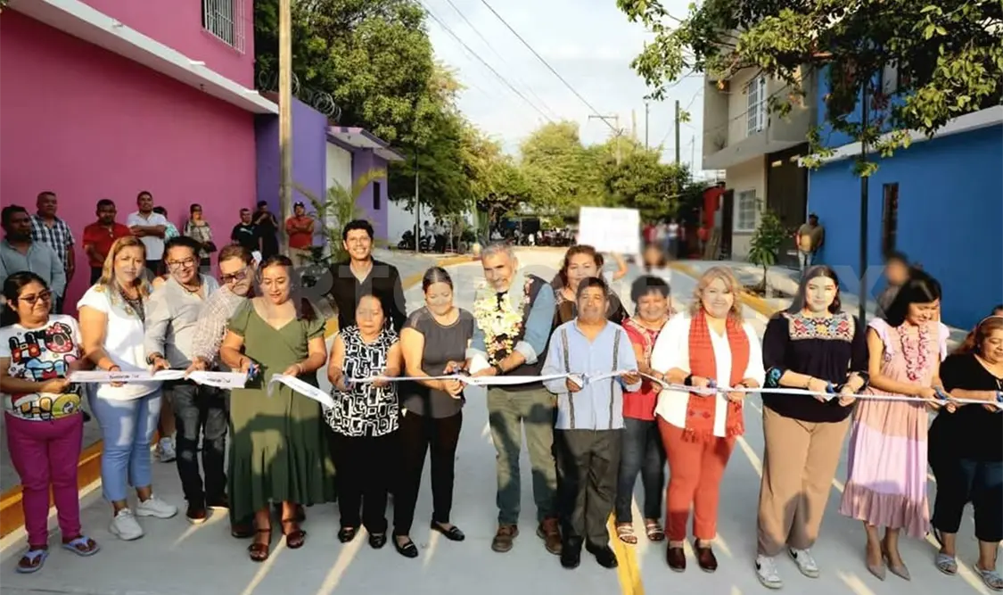 Las familias celebran una obra que esperaron por mucho tiempo y que hoy es una realidad. Cortesía