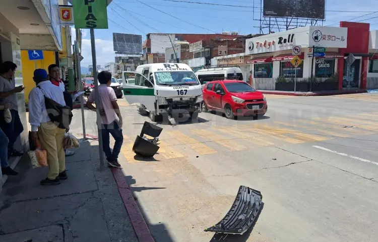 Se pasa la preferencia y provoca aparatosa colisión