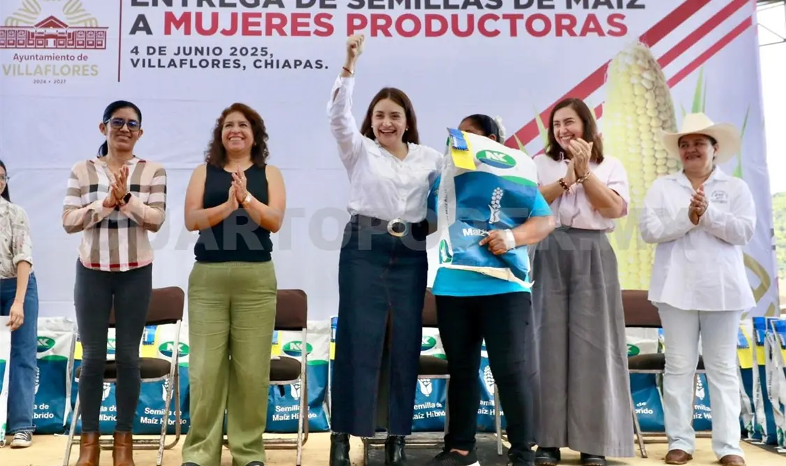 Valeria Rosales reconoció el esfuerzo y dedicación de las mujeres, tanto en sus hogares como en sus parcelas. CP