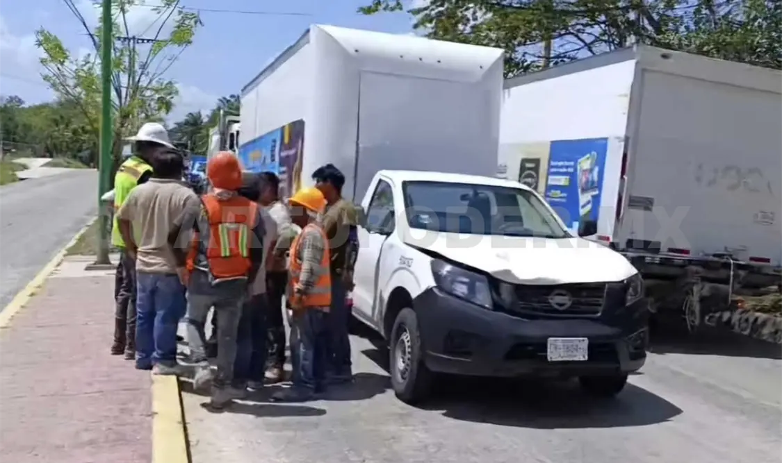 El acelerado chofer atropelló a un obrero y lo aventó varios metros. Genaro Sánchez / CP