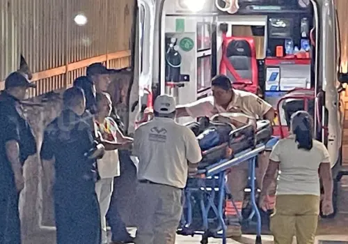 Abandonan en paraje a jóvenes golpeados