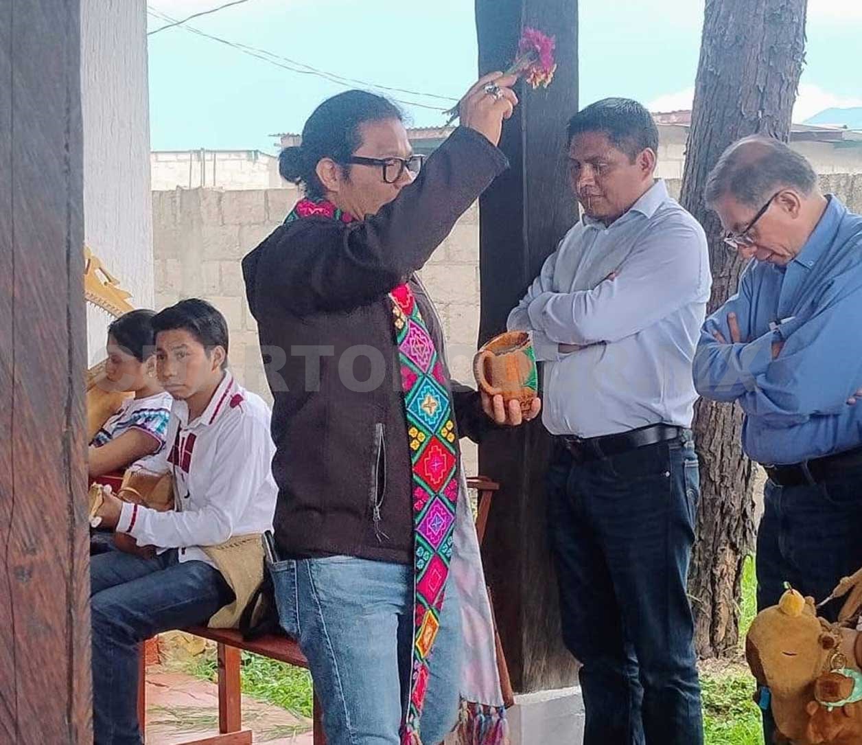 Inauguran biblioteca Jtatik  Samuel Canan Lum