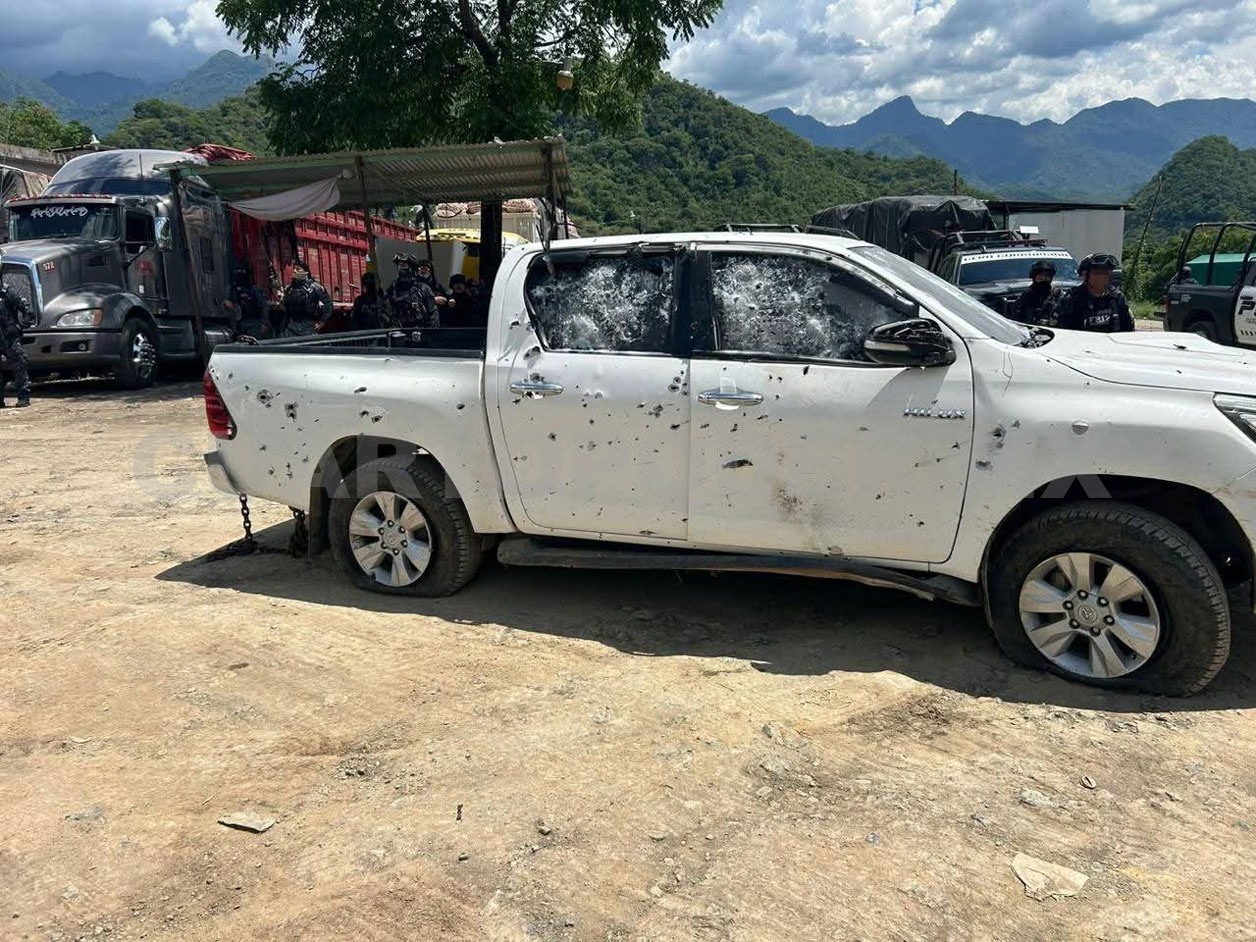 Pakales abaten a comando de criminales