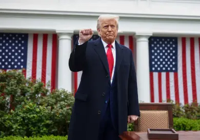 Donald Trump dice que "apaga" fuego de manifestaciones