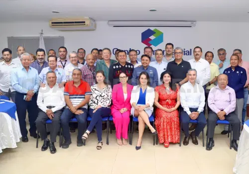Sostiene magistrado diálogo abierto con empresarios