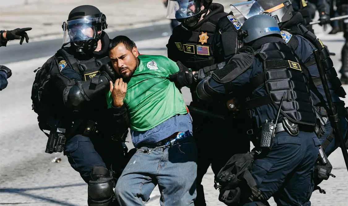 Llaman a la comunidad mexicana a que mantengan la calma y que sean respetuosos con las autoridades. Cortesía