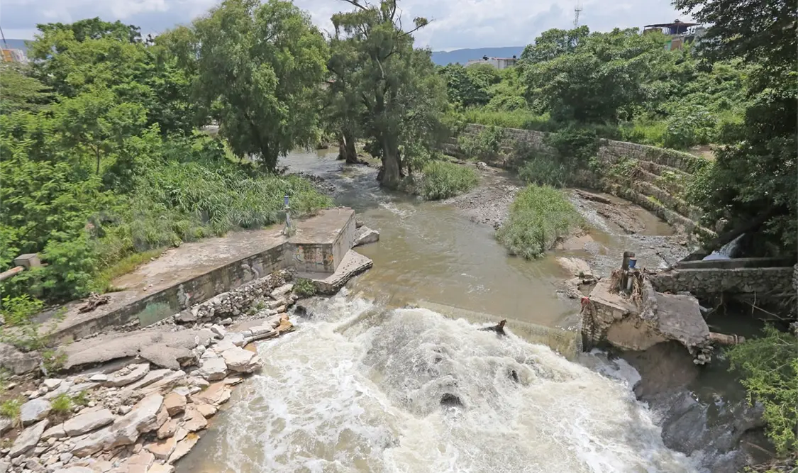 Hasta el momento no se ha desbordado el río Sabinal. Diego Pérez / CP