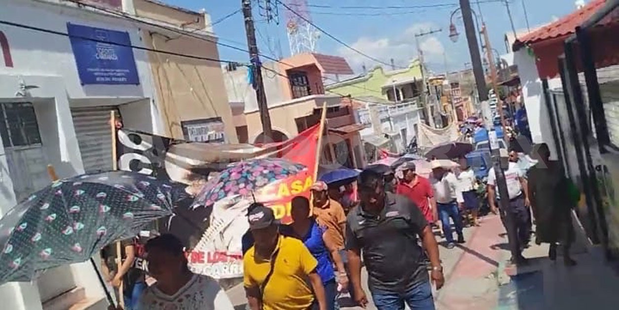 Marchan para recordar a compañeros fallecidos