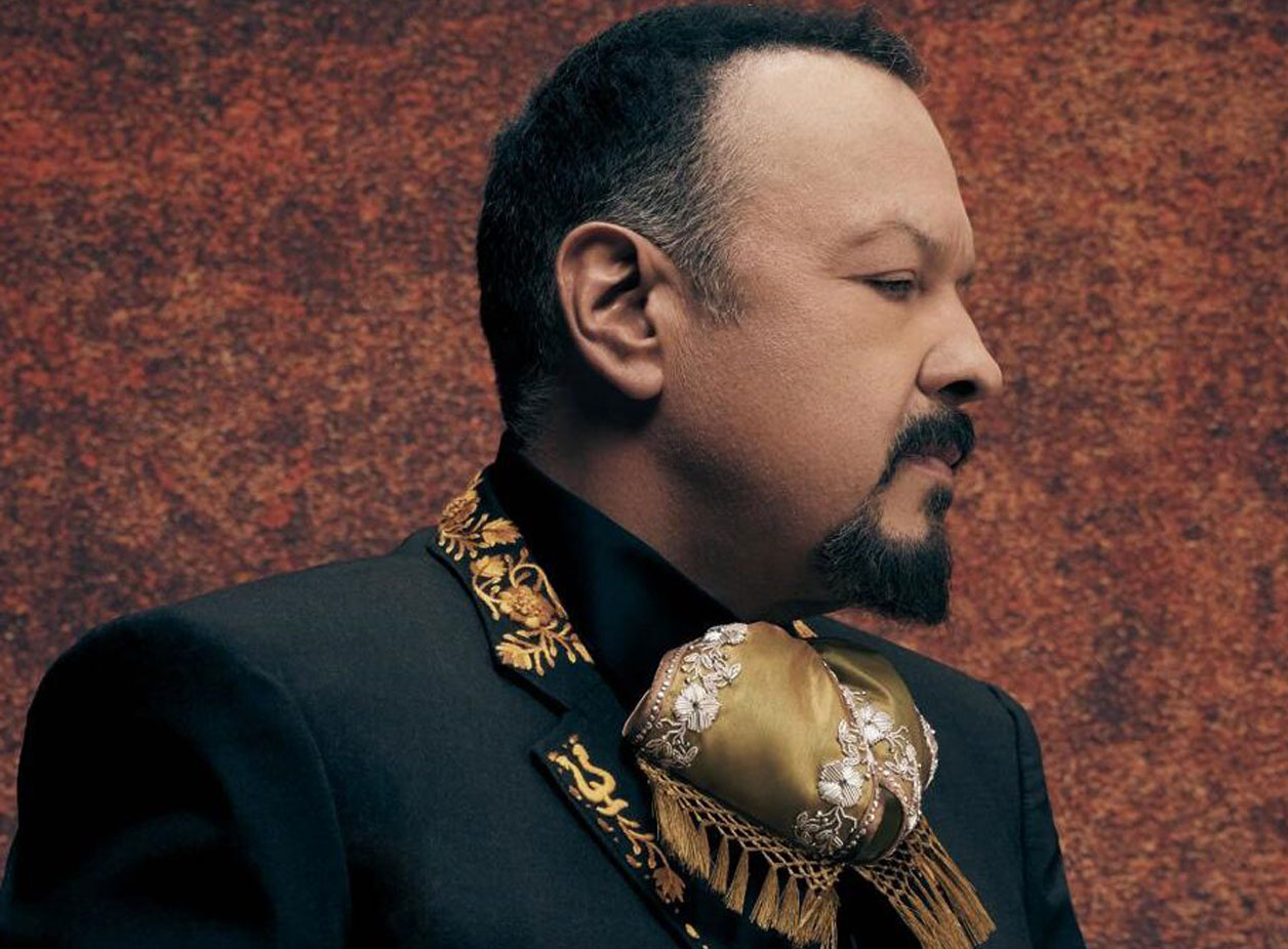 Pepe Aguilar quiere ayudar a migrantes