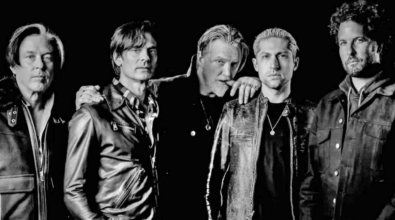Regresa Queens of the Stone Age