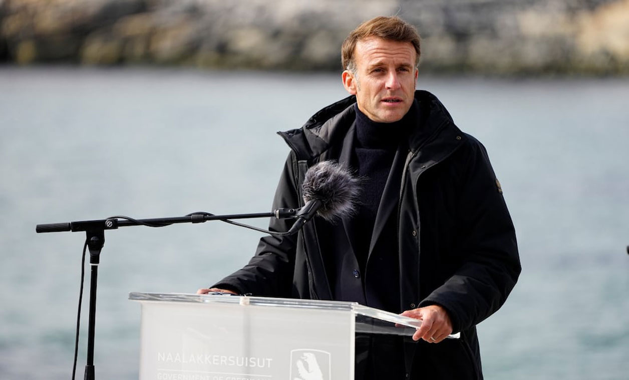 Previo a cumbre del G7,  Macron visita Groenlandia